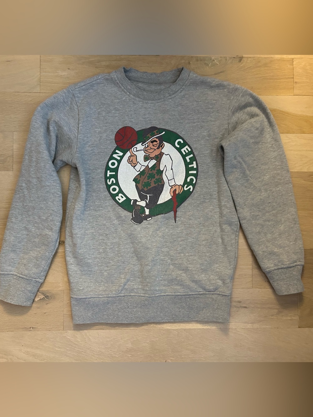 Source Unknown Grey Boston Celtics Graphic Sweatshirt with Green & Red Logo